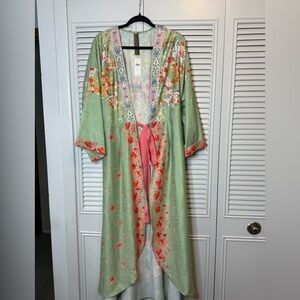 Anthropologie women’s all size green robe. New with tags. Never worn.